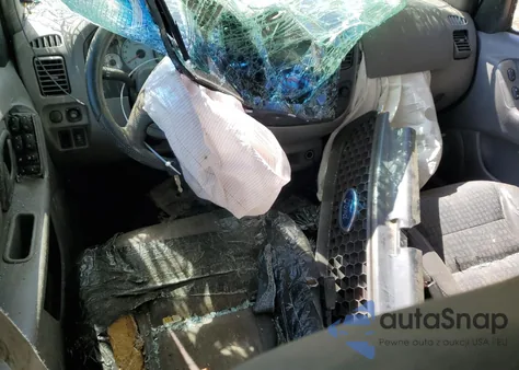 2002 Ford Escape Xls from USA, damaged, VIN 1FMYU01162KB00170